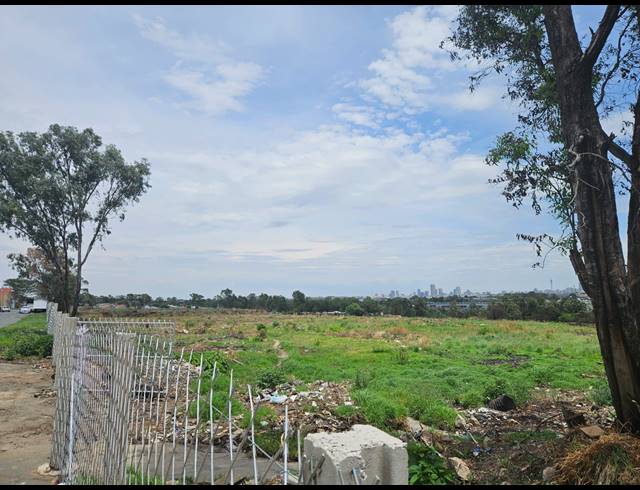 104,425M² VACANT LAND FOR SALE IN ELECTRON